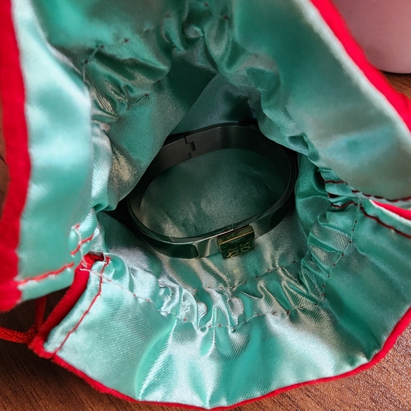 Rustic Cuff Green Bracelet EUC WORN ONCE - Picture 14 of 14